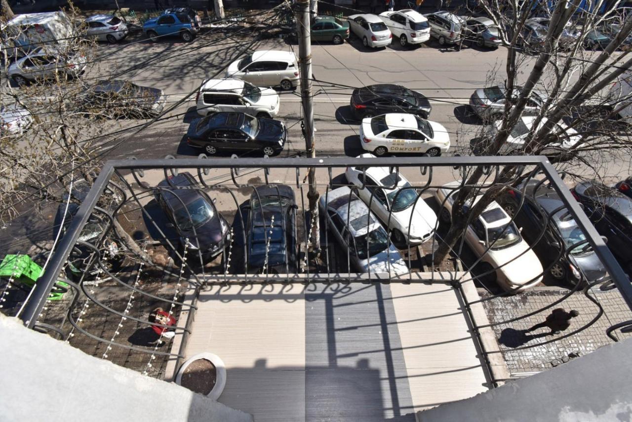 Прекрасная 4-Ех Комнатная Квартира В Самом Центре Ereván Exterior foto