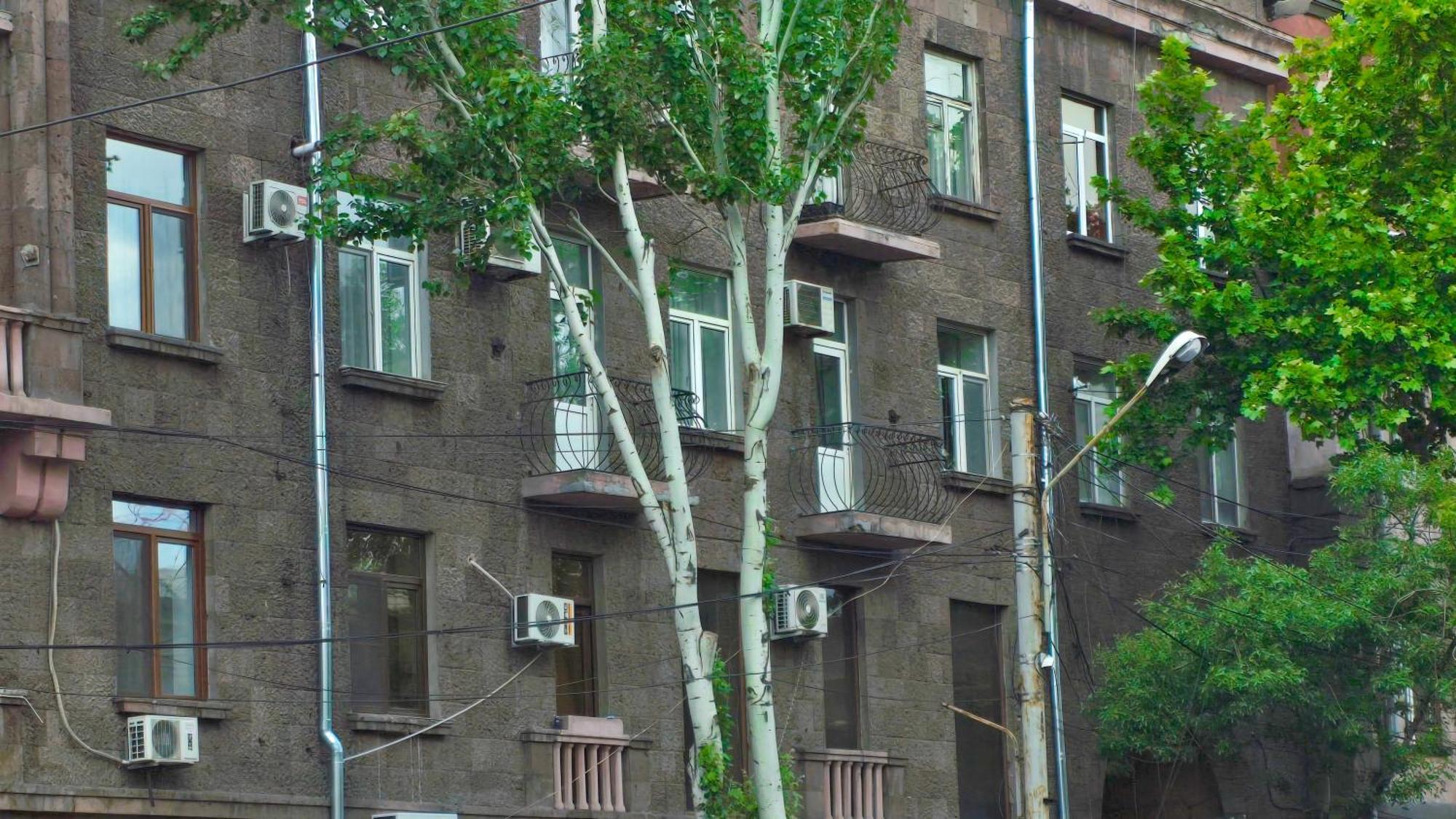 Прекрасная 4-Ех Комнатная Квартира В Самом Центре Ereván Exterior foto